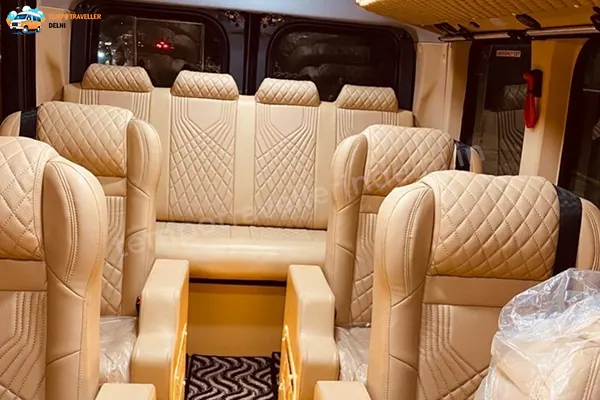 12 Seater Urbania Maharaja